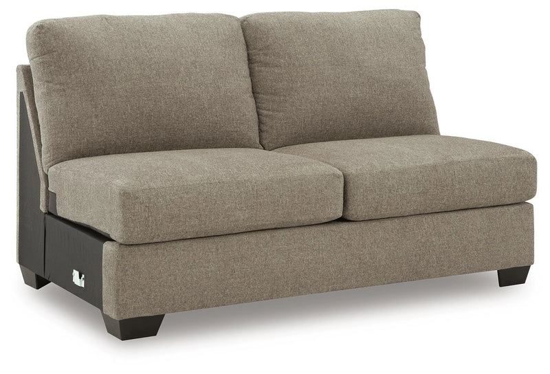 Seccional con chaise Newellen Sleeper